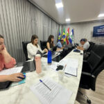 Lei que garante autonomia dos pais sobre educação sexual é destacada em plenário