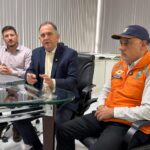 Carreta sai da pista e despenca em ribanceira entre Taió e Salete