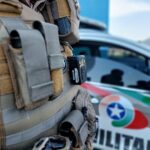 Casal é preso com cocaína, arma modificada e 134 munições durante abordagem em Ibirama