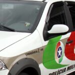 PM apreende 280 garrafas de vinho argentino em caminhão durante abordagem no Planalto Norte de SC