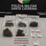Carro cai em barranco e deixa duas mulheres feridas em São Bento do Sul