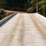 Motorista fica ferido após colisão entre carro e caminhão na BR-280, em Mafra
