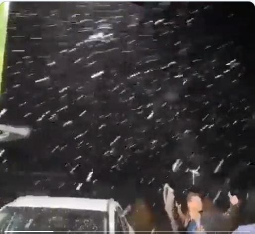 Neve em SC: Serra tem o primeiro registro do fenômeno na noite desta quinta-feira