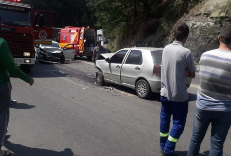 Grave acidente de trânsito é registrado na BR-470, em Pouso Redondo