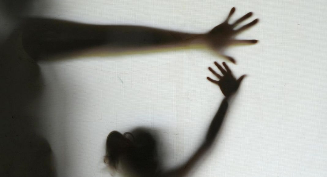 Homem é condenado por abuso sexual contra filha, enteada e três netas no Vale