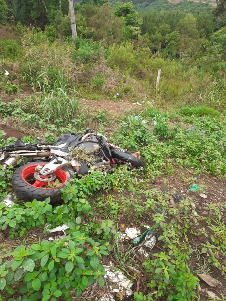 Motociclista morre após grave acidente de trânsito em SC