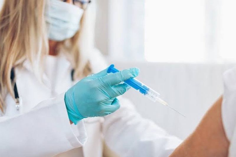 Vacinação contra Covid-19 deve começar até março de 2021