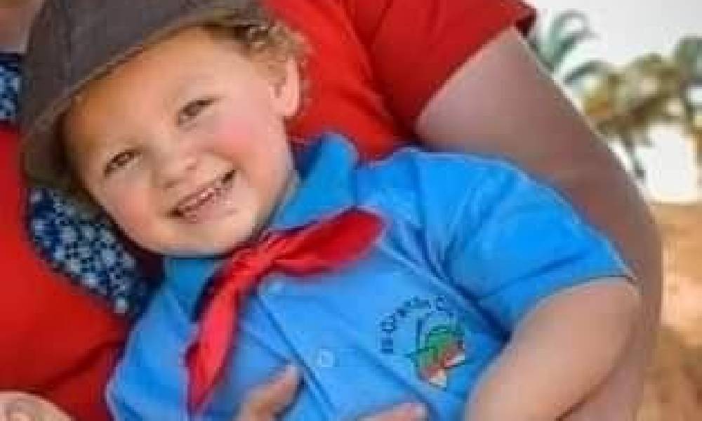 Menino de 2 anos cai em lagoa e morre afogado no Alto Vale