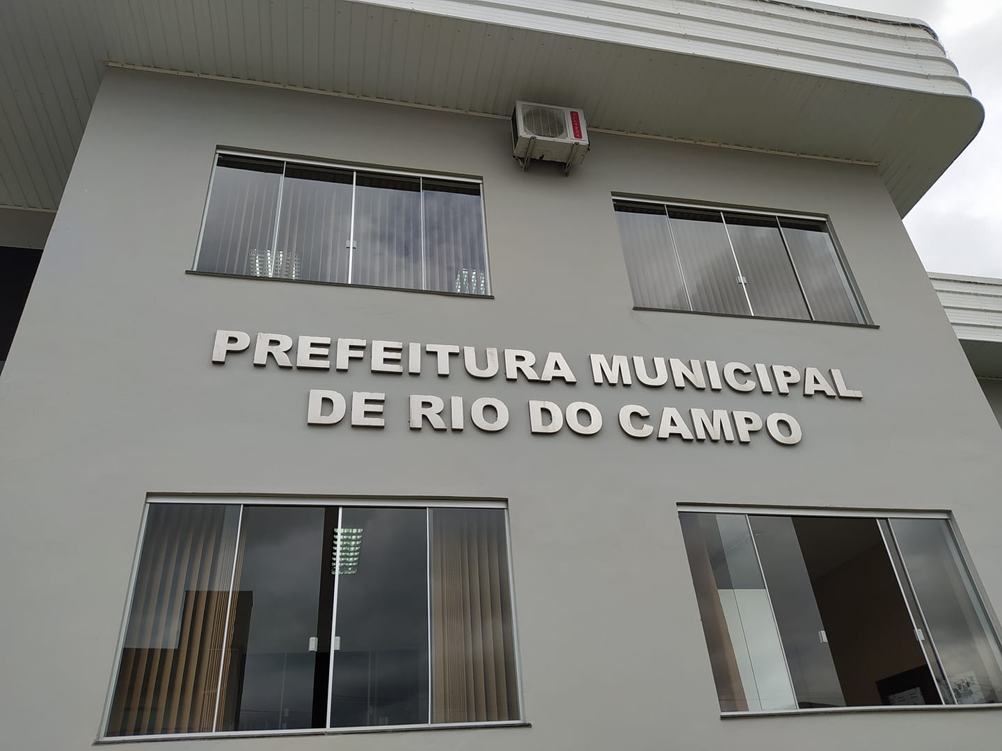 Secretaria da Educação esclarece situação de professores contratados em Rio do Campo