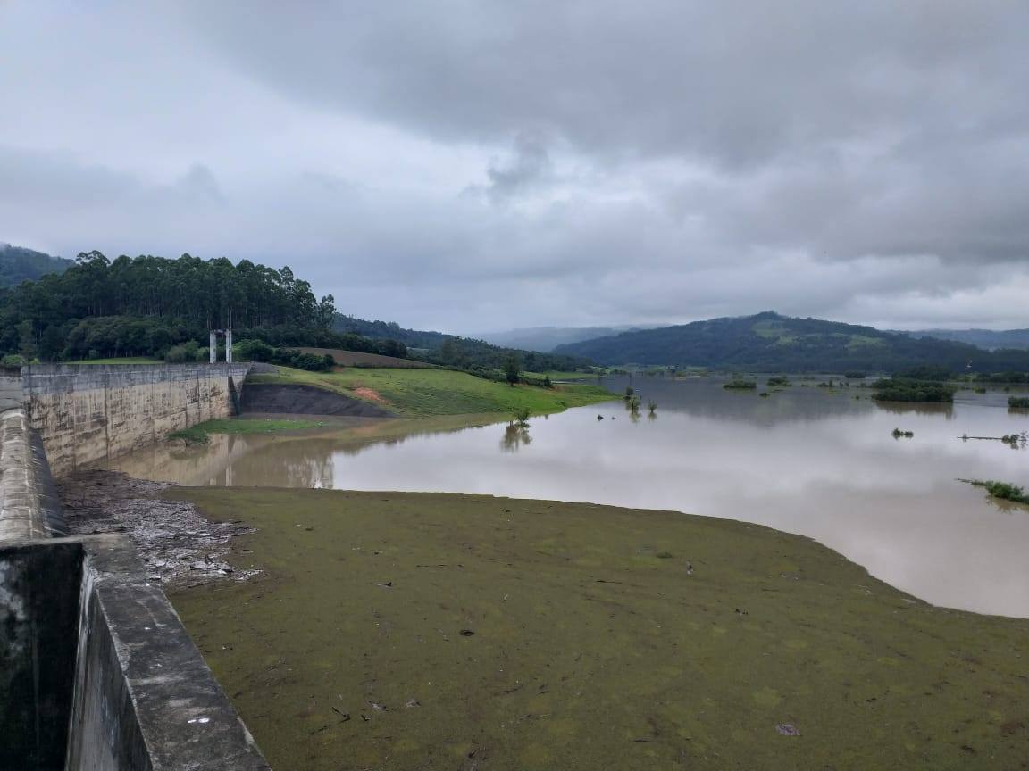 Comportas das barragens de Ituporanga e Taió são fechadas por causa do volume de chuvas
