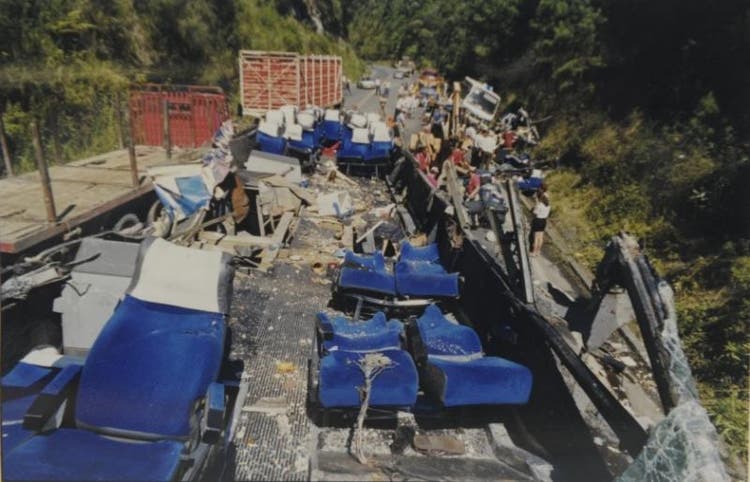 Após 21 anos, justiça ainda tenta prender motorista de ônibus que causou acidente na Serra da Santa
