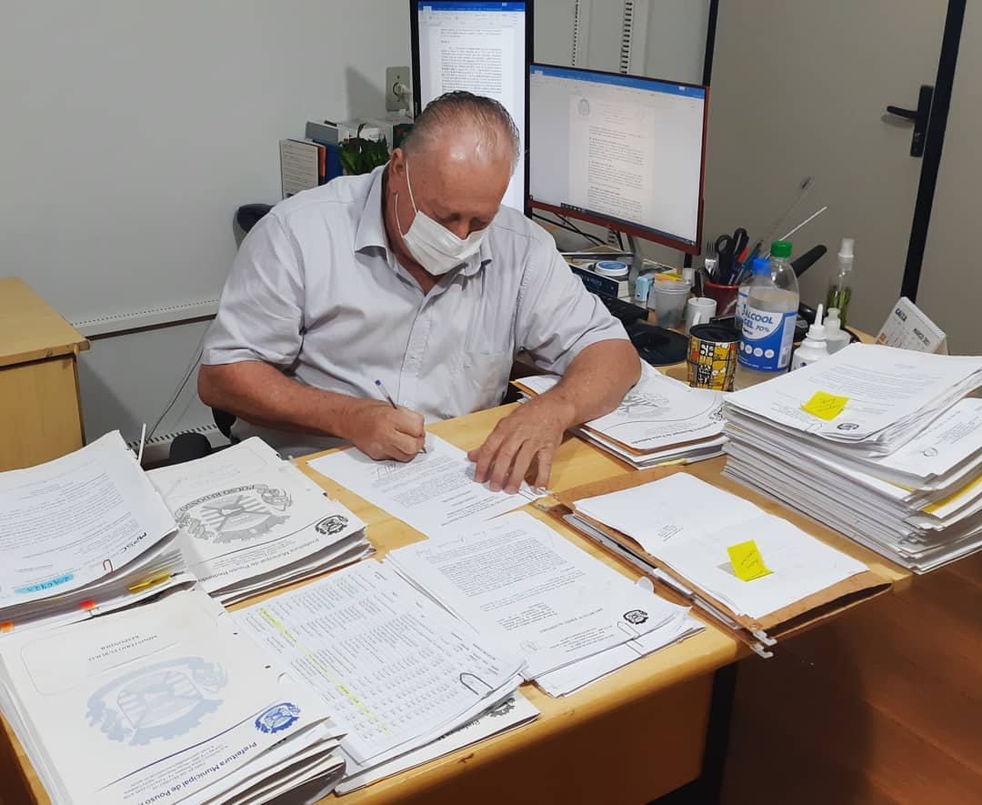 Prefeito de Pouso Redondo assina portaria instituindo horário de atendimento ao público na Prefeitura