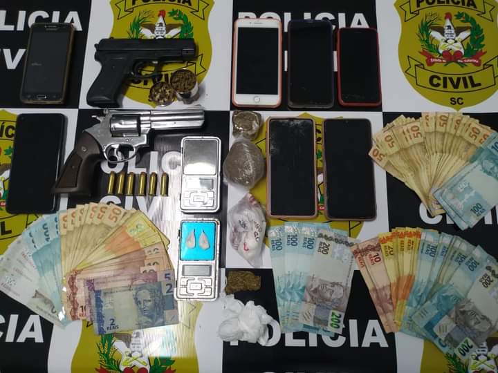 Polícia Civil realiza operação contra tráfico de drogas em Pouso Redondo