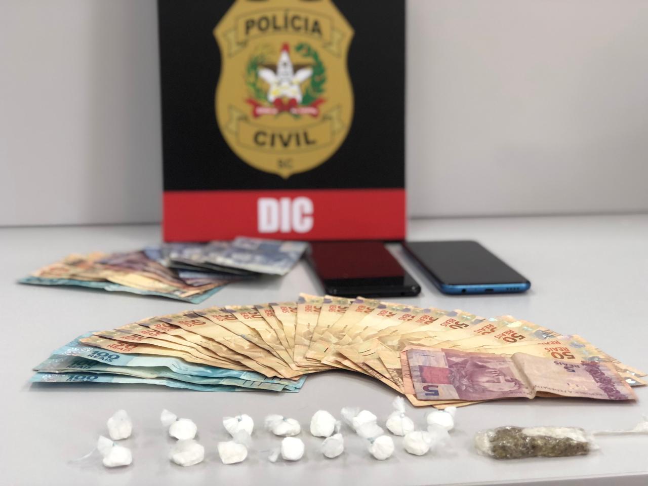 Operação contra o tráfico de drogas no Alto Vale prende 7 pessoas