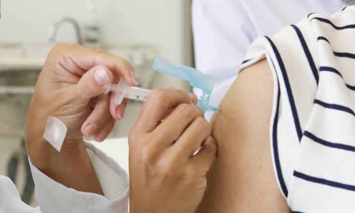 Vacinação contra gripe na rede pública de saúde começa nesta segunda-feira no Alto Vale