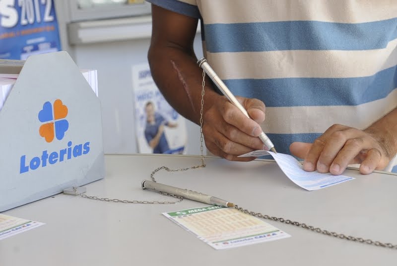 Catarinense ganha quase R$ 5 milhões na loteria