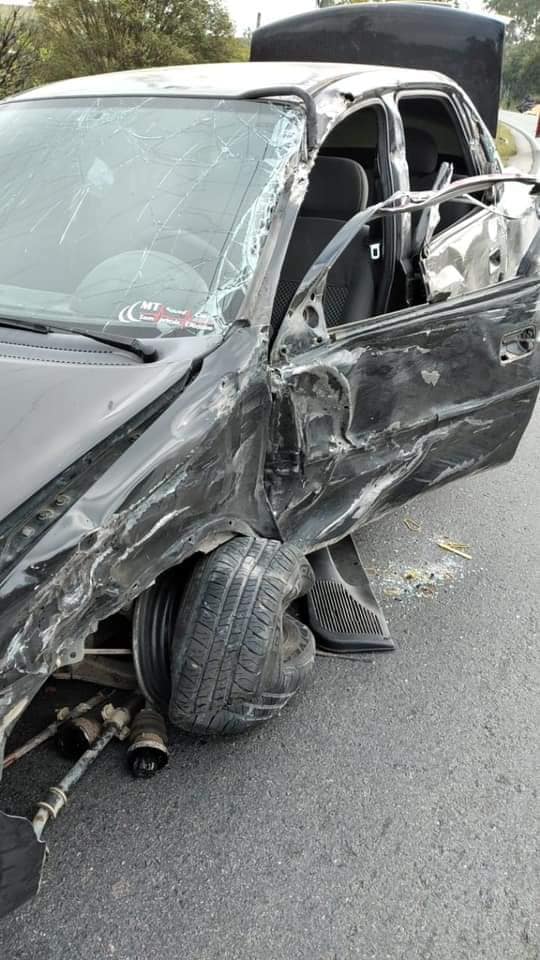 Carro com placas de Witmarsum se envolve em grave acidente na BR-470 em Lontras