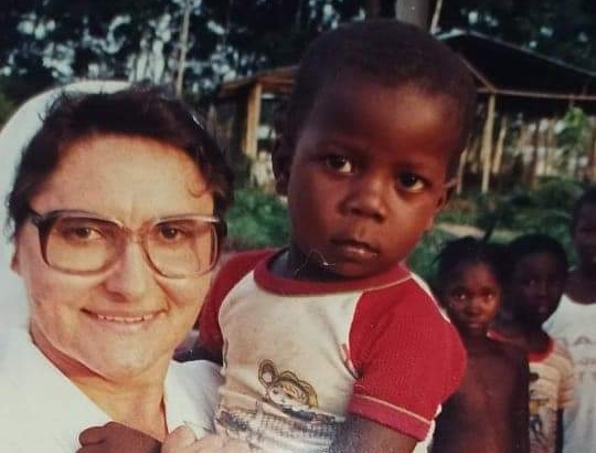 Taioense que atuou como missionária por anos na África morre por complicações da Covid-19