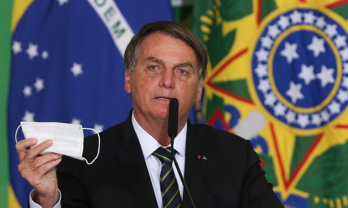 Bolsonaro diz que vetará fundão eleitoral de R$ 5,7 bilhões