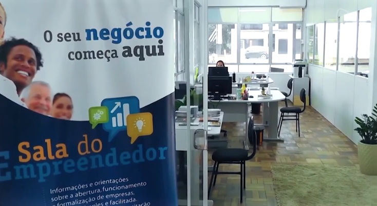 REPORTAGEM: Sala do Empreendedor de Taió promove consultoria online gratuita sobre Marketing Digital