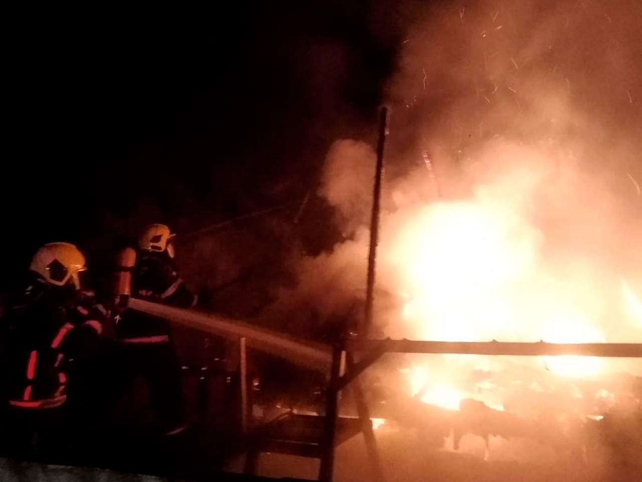 Incêndio atinge residência em Pouso Redondo