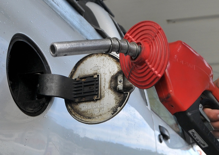 2023 inicia e gasolina deve subir até R$ 0,70 por litro