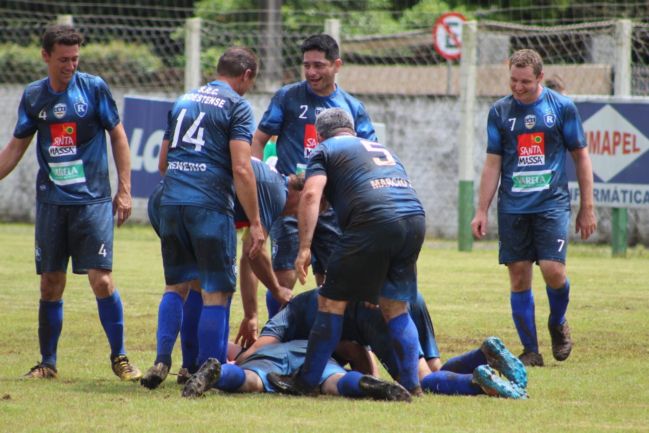 Cacique perde de virada na estreia da Liga Riosulense de Veteranos