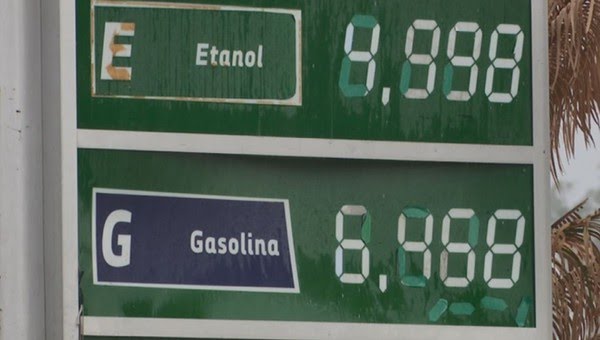 Preço médio da gasolina sobe nos postos do país; confira