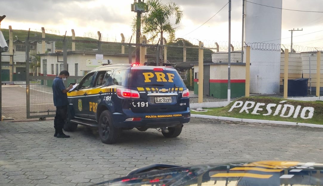 PRF prende assassino de policiais rodoviários condenado a 34 anos de prisão