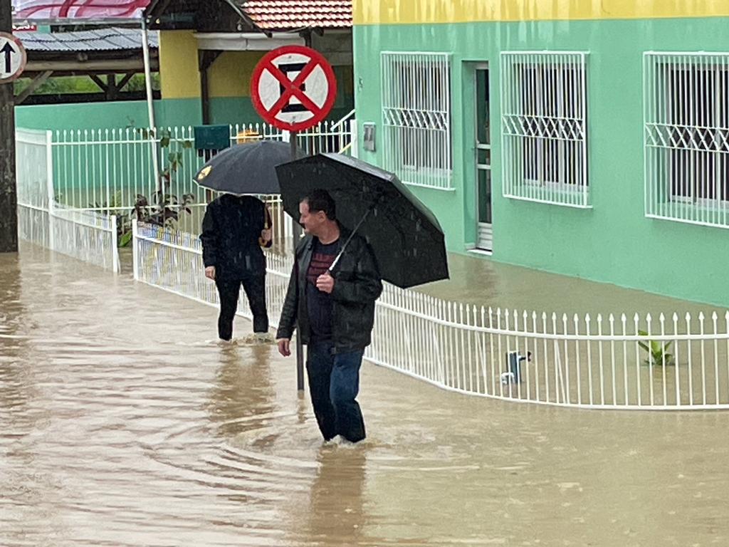 Informações sobre ocorrências causadas pela chuva em Rio do Sul