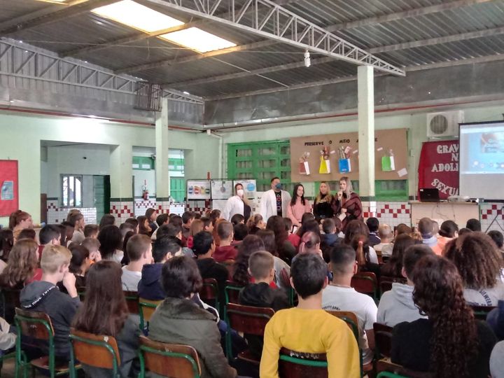 Palestras são realizadas em escola de Pouso Redondo