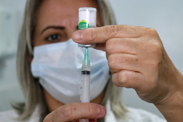 Vacina bivalente contra a Covid-19 começa a ser aplicada em Pouso Redondo