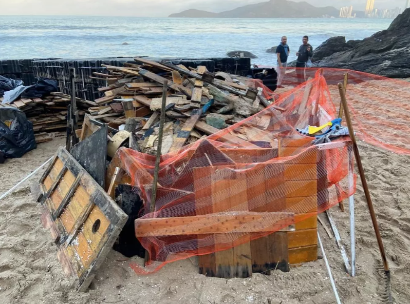 Destroços de naufrágio de clube flutuante em SC atingem 7 cidades; Ministério Públicoacompanha