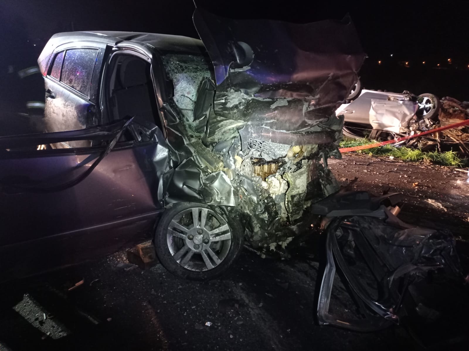 Grave acidente mata três pessoas na BR-470, em Agrônomica