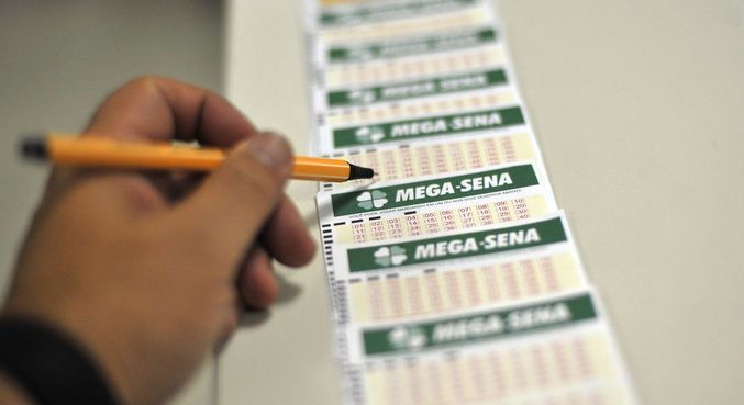 Apostadores de SC faturam mais de R$ 54 mil na quina da Mega-Sena