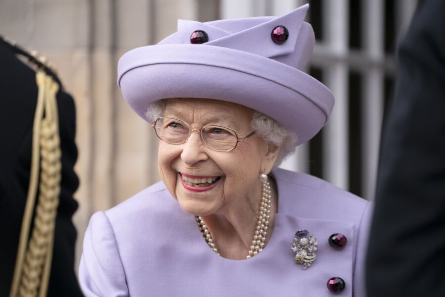 Conheça 10 curiosidades sobre a rainha Elizabeth II