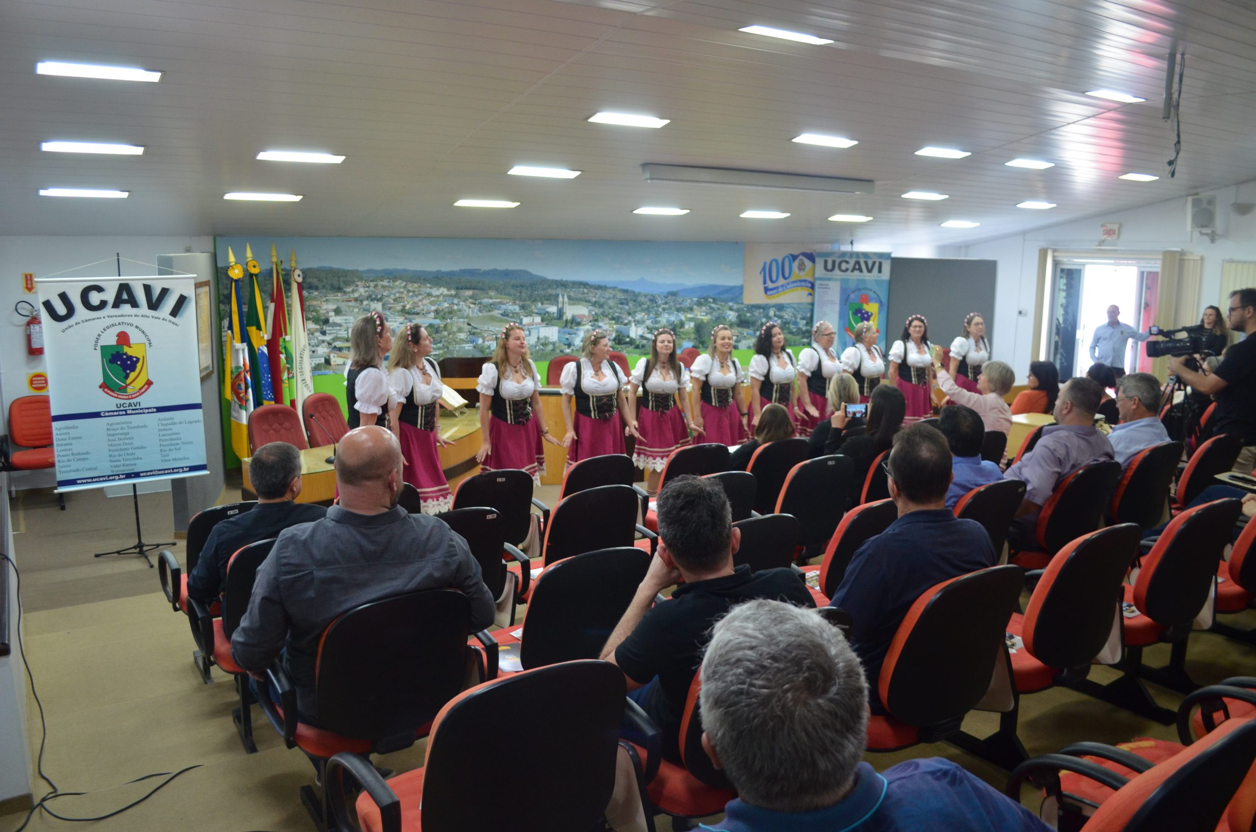Ucavi realiza assembleia em Taió