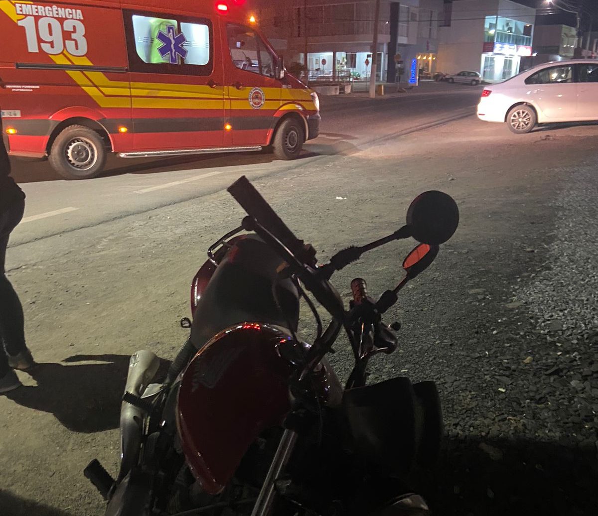 Acidente deixa motociclista ferido no Alto Vale