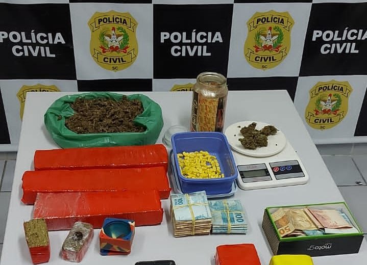 Polícia Civil desarticula quadrilha envolvida em tráfico de drogas no Alto Vale