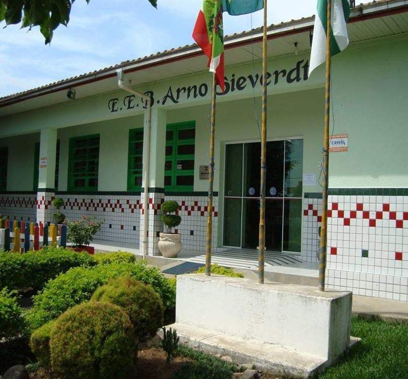Identificado autor da suposta ameaça de ataque a escola de Pouso Redondo