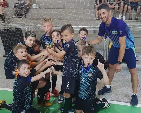Equipe sub-8 de futsal de Pouso Redondo vence a 2ª Copa do Melhor Arroz de Mirim Doce