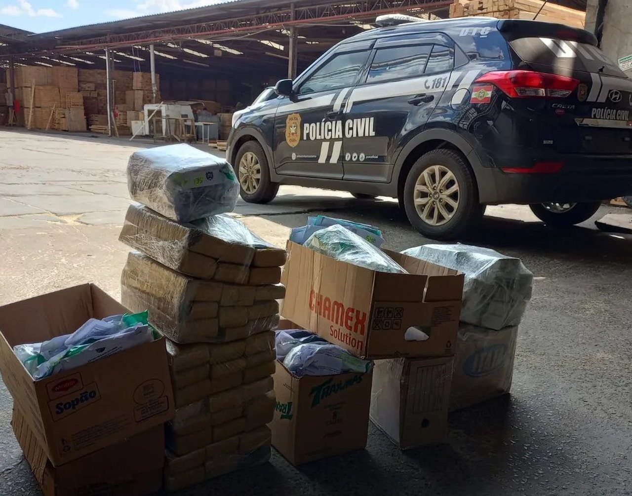 Polícia Civil incinera mais de 90 kg de drogas apreendidas na Serra Catarinense