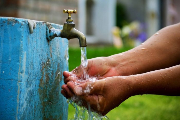 CASAN lança material sobre o uso responsável da água no verão