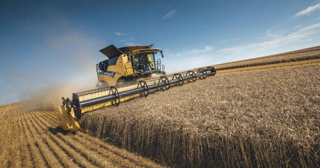 Vendas de máquinas agrícolas caem 1,4% em novembro, diz Fenabrave