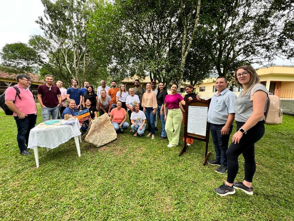 Participantes do Treinamento Rede DEL e Gente Catarina realizam visitam técnica ao município de Taió