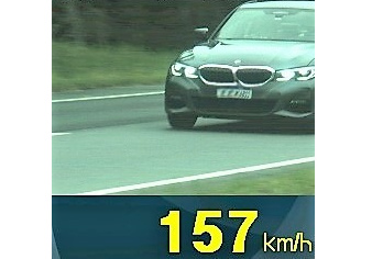 Carro é flagrado a 157 km/h na BR-470