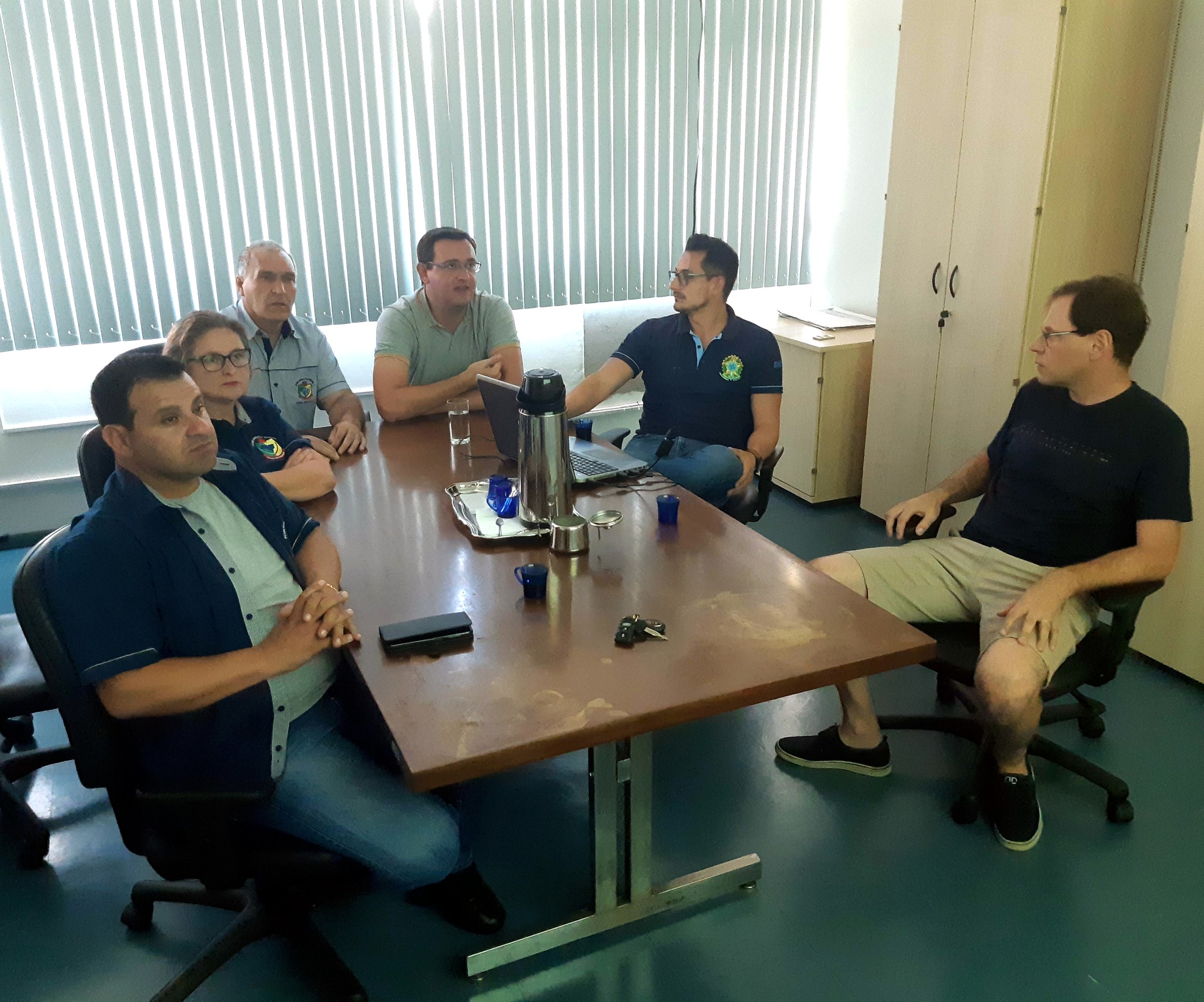 Vereadores e prefeito participam de reunião no DNIT sobre projeto de pavimentação das marginais em Pouso Redondo
