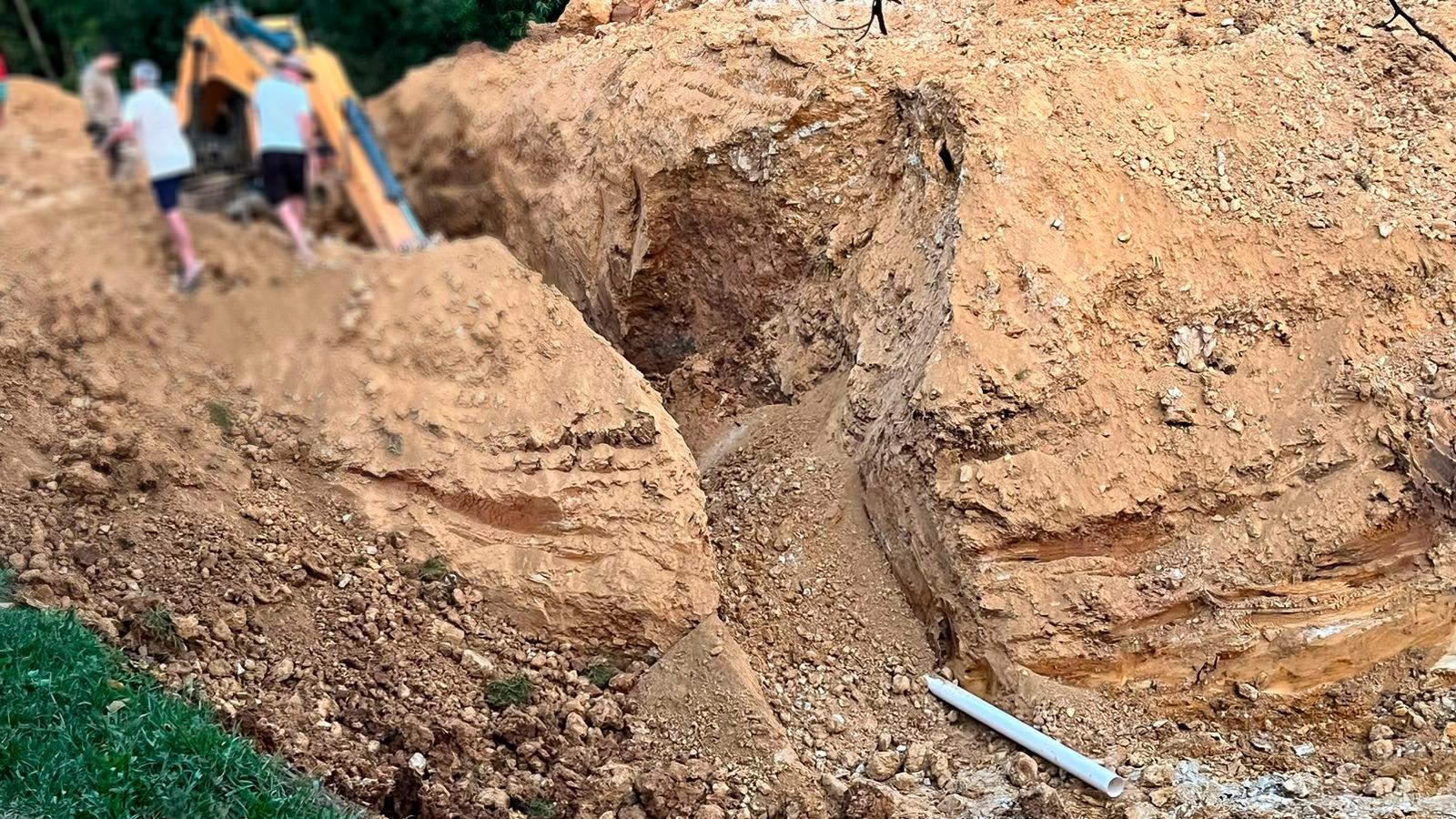 Homem morre após ser soterrado em construção de açude, no Alto Vale