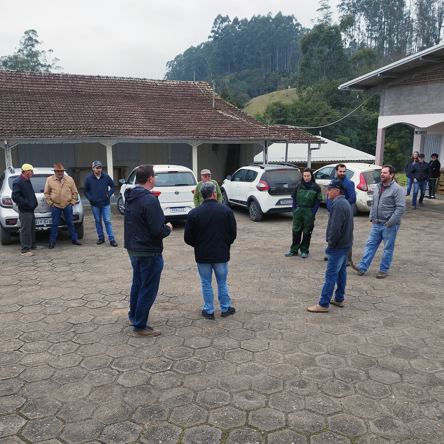 Prefeitura de Pouso Redondo realiza reuniões sobre pecuária leiteira e de corte