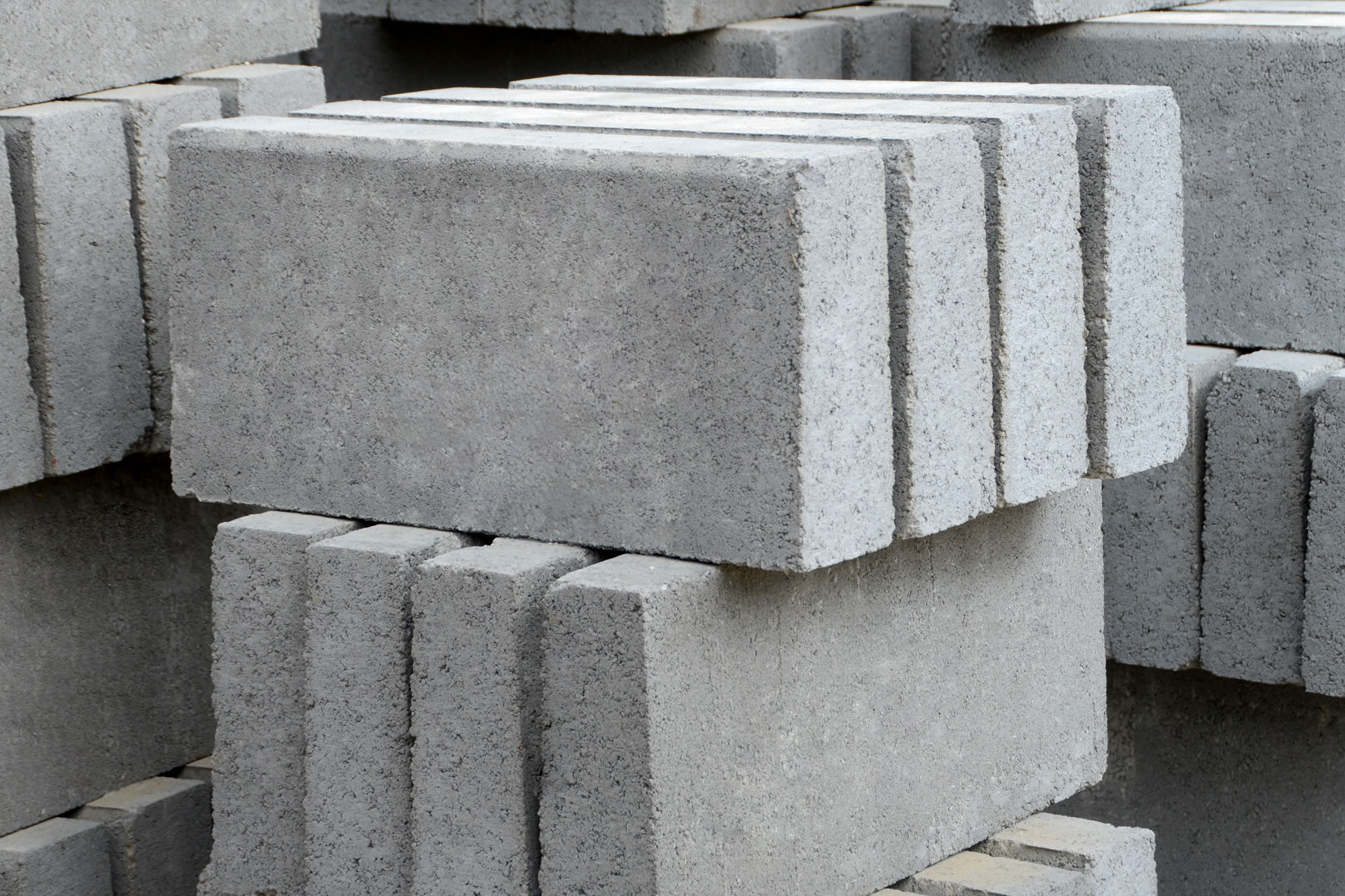 Nove peças de concreto meio fio são furtadas em Ituporanga
